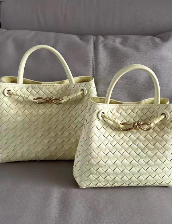 Bottega Veneta Intrecciato Drawstring Tote Bag – Ivory Woven Leather Handbag